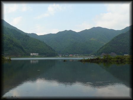 精進湖を写した写真