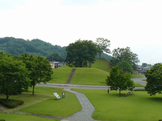 ���q�ˌÕ�