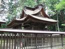 金井加里神社本殿のアップを撮影した画像