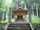 栖雲寺庭園に建立されている武田家が祈願したと伝わる摩利支天堂
