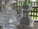 天目山栖雲寺に建立された歴史が感じられる宝篋印塔