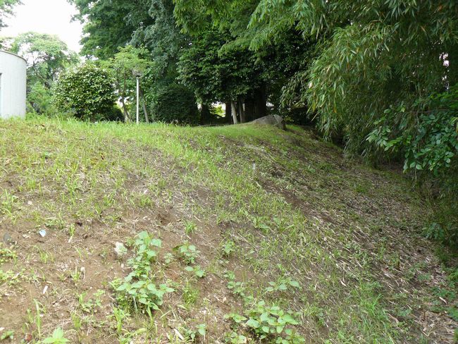 ���]���~