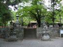 大井俣窪八幡神社の石垣、石造狛犬、石灯篭